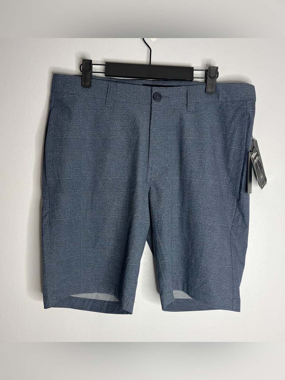 Travis Mathew Golf Grommet Shorts Mens 32 Blue Nights Stretch Performance NWT
